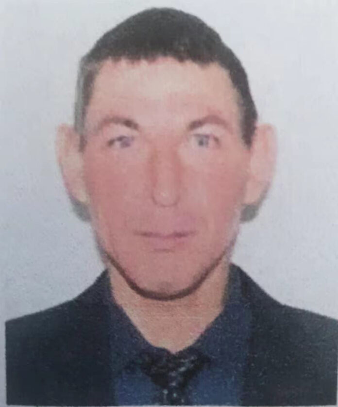 Tânărul dispărut după o ceartă cu mama sa a fost găsit în grădină