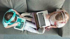 Statul ignoră exploatarea online a copiilor: apel pentru schimbarea legislației