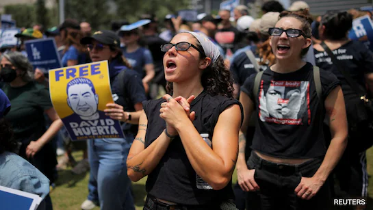 Jurnalist împușcat în timpul protestelor din Los Angeles