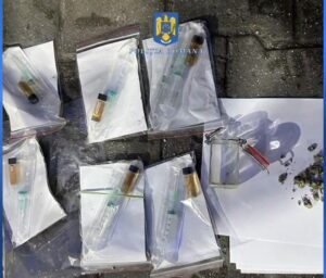 Bărbat prins cu droguri și substanțe interzise la Predeal
