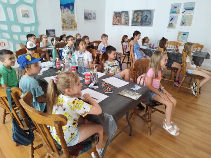 Atelier creativ pentru copii la Muzeul Județean Gorj