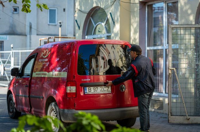 Poșta Română investește în vehicule moderne pentru eficiență sporită