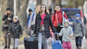 Peste 24.000 de ucraineni se înregistrează pentru locuri de muncă în România