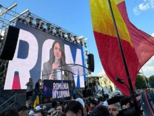 Andreea Raicu la mitingul pro-european din Piața Victoriei: Nimeni nu dorește să se întoarcă în trecut