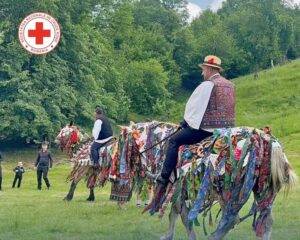 Voluntarii Crucii Roșii din Maramureș asigură asistență medicală la evenimentul tradițional din Petrova
