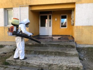 Campanie de dezinsecție împotriva țânțarilor și căpușelor în Baia Mare