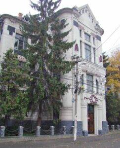 Colegiul Național „Dragoș Vodă” strălucește la evaluarea națională și bacalaureat
