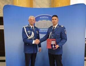 Eroul din Brașov: un jandarm onorat pentru salvarea unei minore