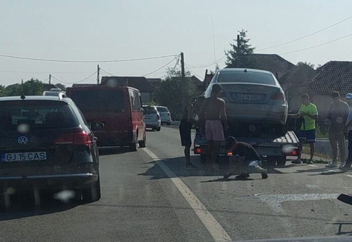Accident rutier grav în Drăguțești: patru victime dintr-o familie