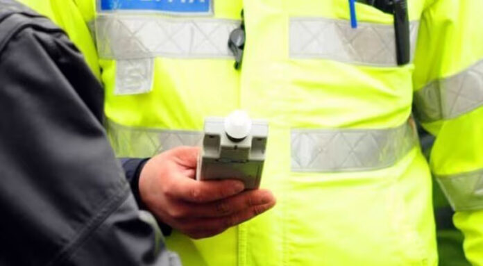 Șofer din Mătăsari, prins conducând cu o alcoolemie alarmantă