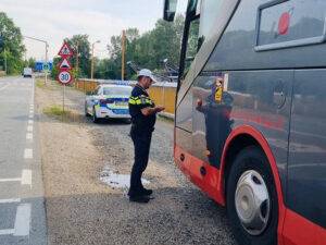 Transportatorii de persoane sancționați cu amenzi substanțiale în urma controalelor