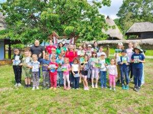 Atelierele de vacanță la Muzeul Satului: tradiție și creativitate pentru copii