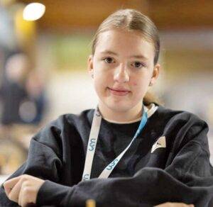 Sara Șunea strălucește pe podiumul european la o competiție din Ungaria