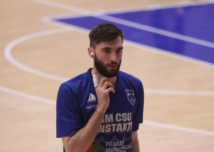 Ștefan Gribinic își continuă cariera la CSM Târgu Jiu