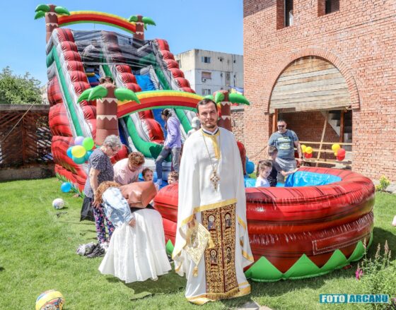 Ziua Copilului, sărbătorită cu entuziasm la Parohia „Sfinții Martiri Brâncoveni”
