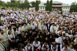 Hramul Mănăstirii Dragomirești: Un moment de sărbătoare și reînnoire spirituală