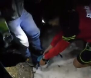 Turiști italieni recuperați de salvamontiști în Bran, județul Brașov