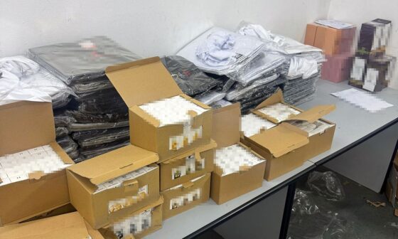 Poliția de frontieră descoperă mii de produse suspecte de contrafacere în autocare