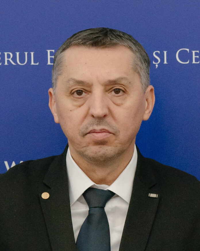 Viitor incert pentru contractele de muncă în educație, spune ministrul