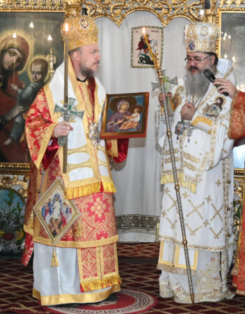 Sărbătoare spirituală la Giurgiu: Sfânta Liturghie Arhierească oficiată de Preasfințitul Părinte Ambrozie și Preasfințitul Părinte Macarie în cinstea Sfântului Mare Mucenic Gheorghe