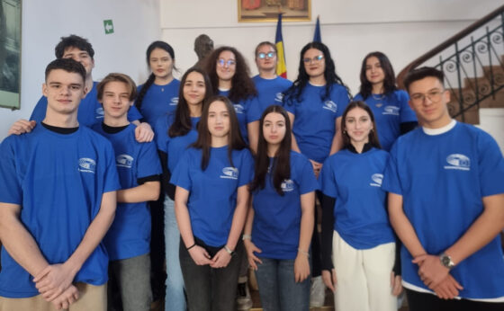 Echipa de ambasadori juniori de la Colegiul Național 