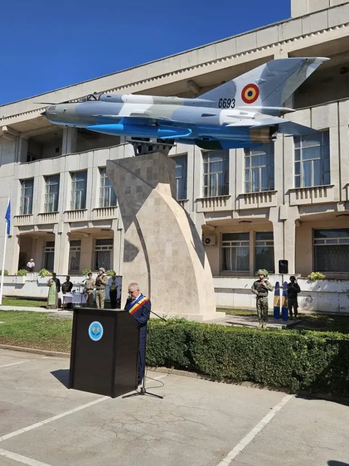 Un nou monument dedicat eroilor aviatori a fost inaugurat la Caracal