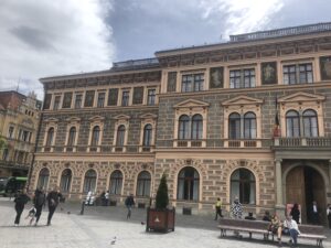 Voci ale țăranilor transilvăneni răsună alături de muzicieni contemporani, după 100 de ani