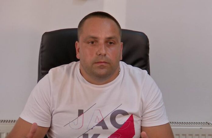 Fostul primar din Albeni rămâne în închisoare după respingerea cererii de eliberare