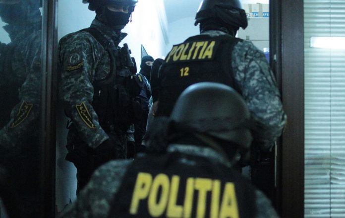 Percheziții în Scoarța: tânăr reținut pentru contrabandă și braconaj