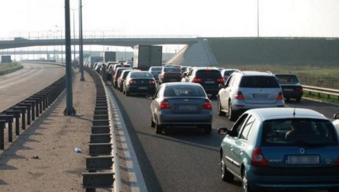 Noua regulă a fermoarului în trafic: cum va schimba Codul Rutier