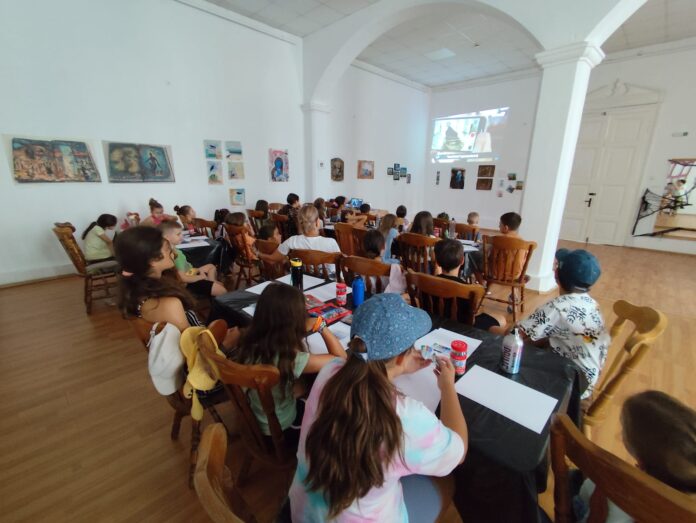 O zi de neuitat la muzeu: aventuri și descoperiri pentru copii