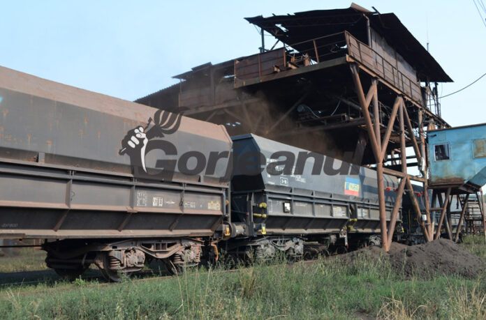 Contract strategic între CE Oltenia și CFR Marfă pentru transportul locomotivelor
