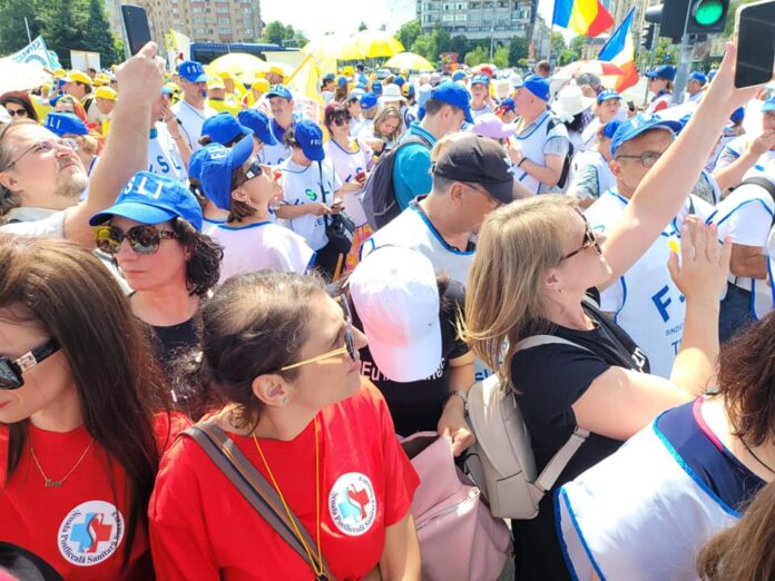 Profesorii pregătesc proteste în fața instituțiilor guvernamentale