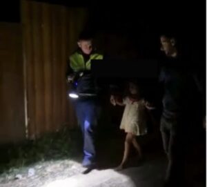 Fetiță dispărută în Brașov, găsită în siguranță după o noapte de căutări