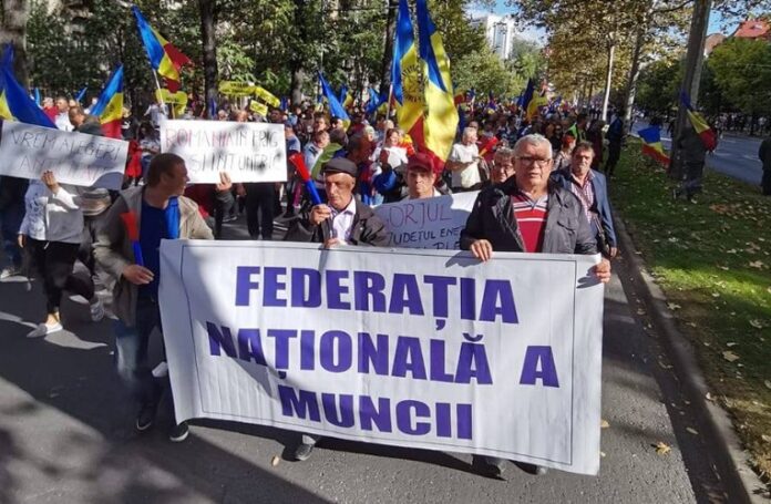 Minerii și energeticienii din Târgu Jiu încep protestele aprobate de primărie
