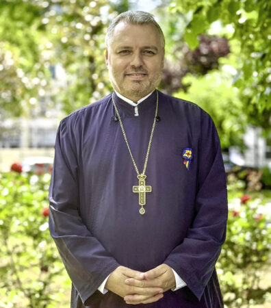 La mulți ani binecuvântați, Părinte Profesor Dr. Emil Nedelea Cărămizaru!