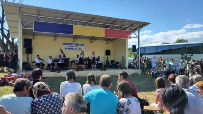 Finaliștii Festivalului Folcloric „Nicolae Mischie” au fost selectați