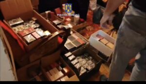 Brașov: Percheziții pentru contrabandă cu produse contrafăcute din Turcia
