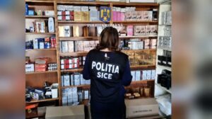 Poliția din Brașov confiscă peste 1.600 de parfumuri contrafăcute