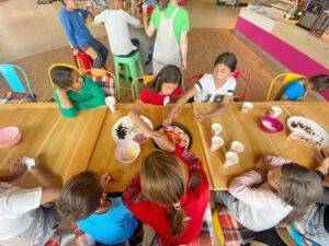 Atelier de gătit pizza pentru copiii Asociației Pirita Children
