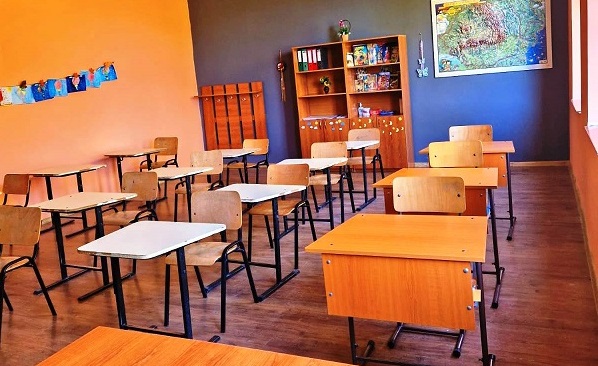 Zi liberă pentru elevi și profesori pe 5 iunie, cu ocazia Zilei Învățătorului