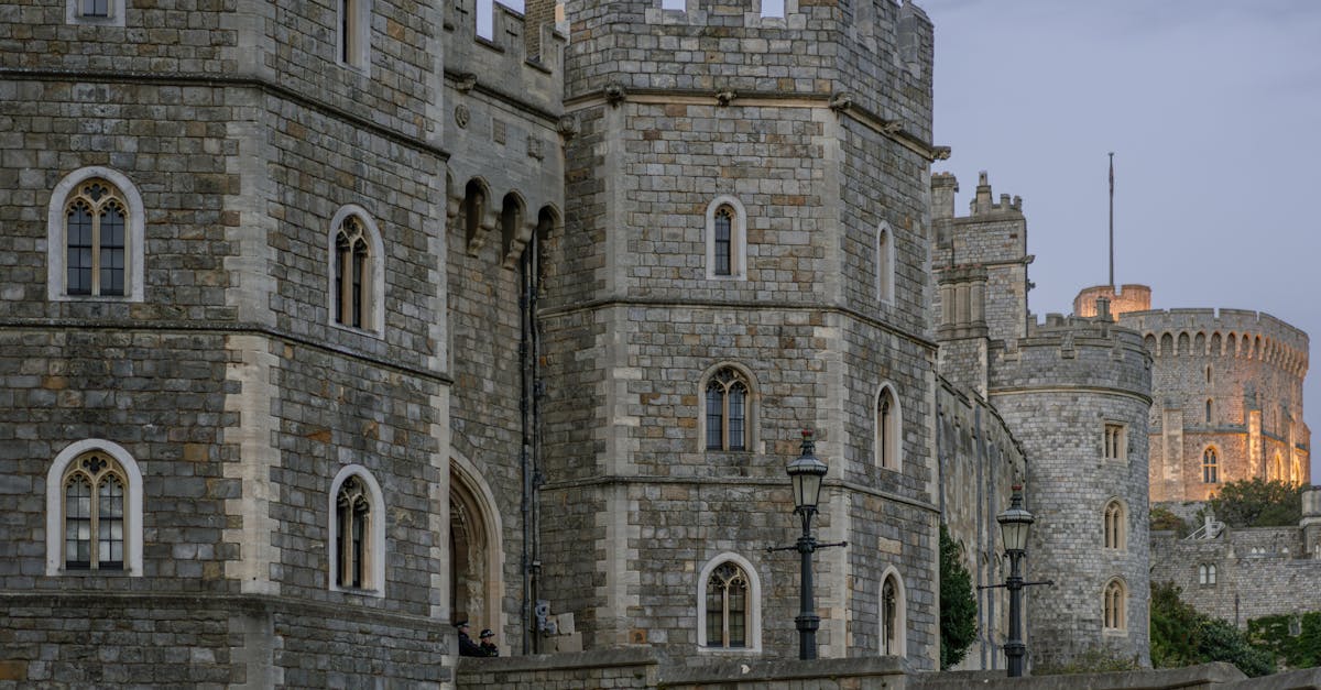 Regele Charles și Regina Camilla la slujba tradițională de Paște: o întâmpinare caldă la Castelul Windsor