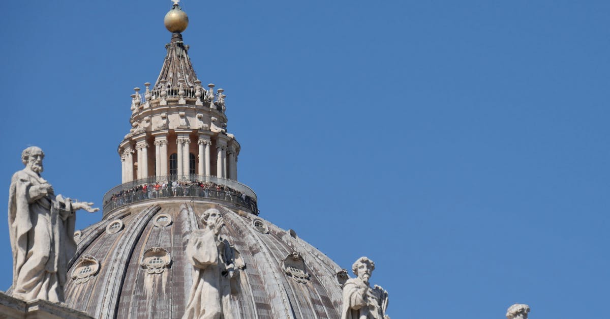 Ce urmează după moartea Papei Francisc: conclavul și alegerea noului Suveran Pontif