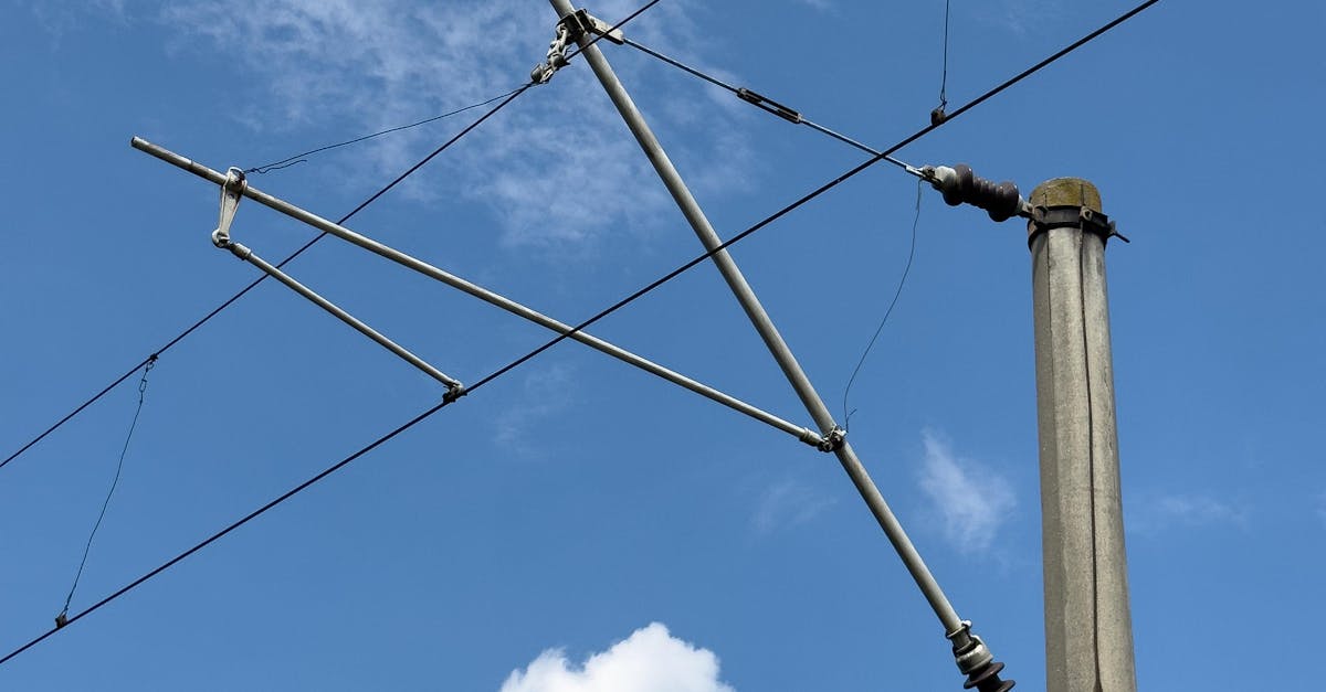 Ce urmează după eliminarea plafonării tarifelor la energie: sprijinul pentru consumatori se ajustează
