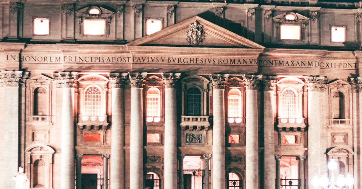 Papa Leon al XIV-lea le solicită cardinalilor să continue moștenirea prețioasă a predecesorului său