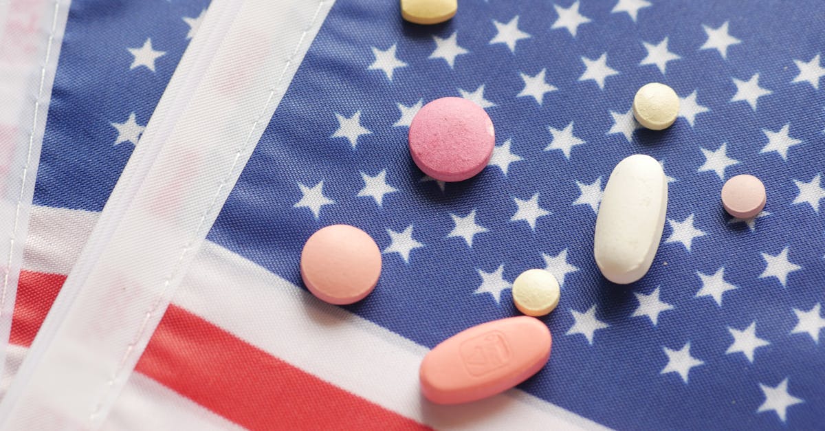 Trump anunță un ordin executiv pentru reducerea prețurilor medicamentelor pe rețetă cu până la 80%