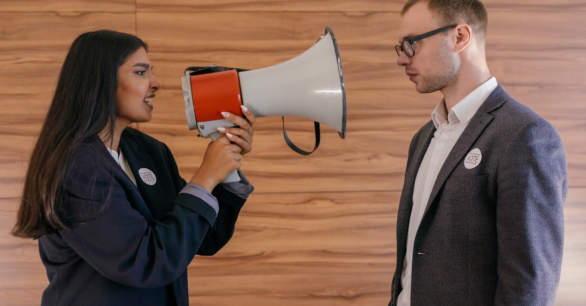 The Guardian: Europa se pregătește pentru o duminică electorală crucială pentru democrațiile sale