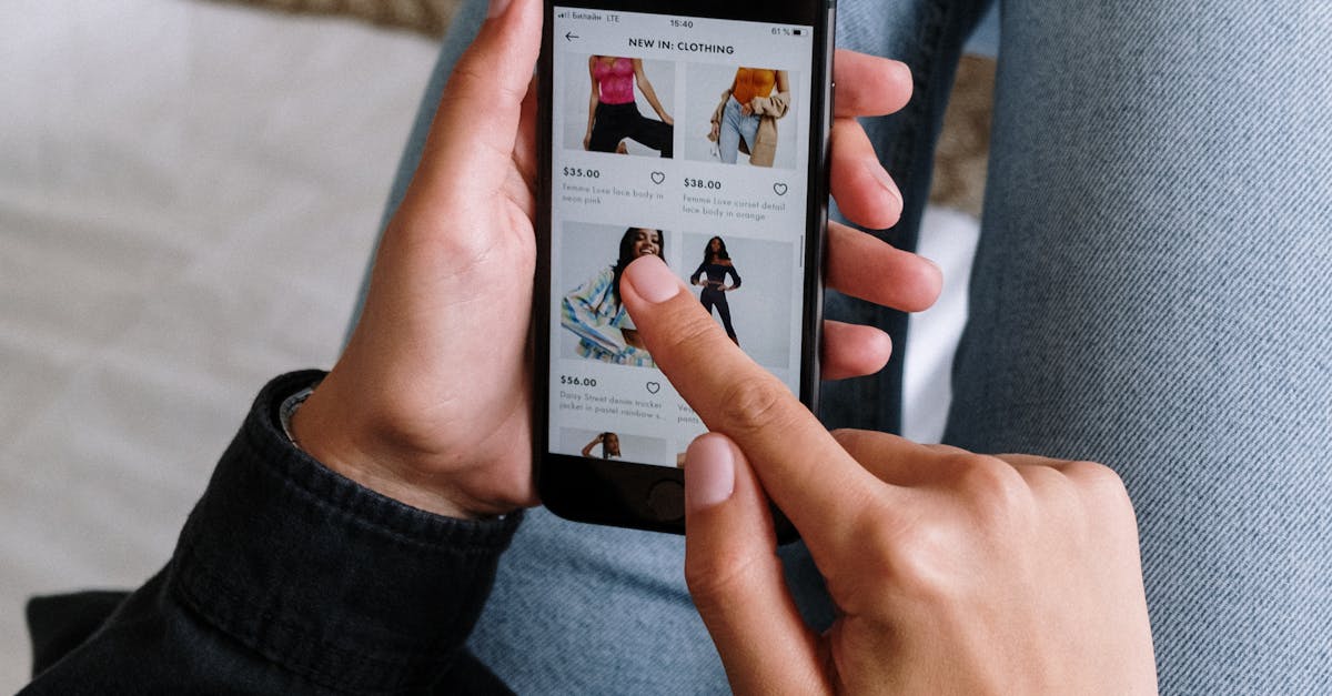 Platformele de comerț electronic din China reduc prețurile la modelele recente de iPhone pentru a stimula vânzările