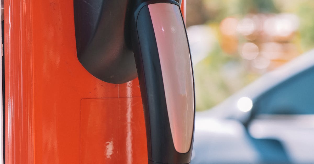 Programul Rabla 2025 pentru persoane juridice: statul alocă 670 de milioane de lei pentru achiziția de vehicule noi