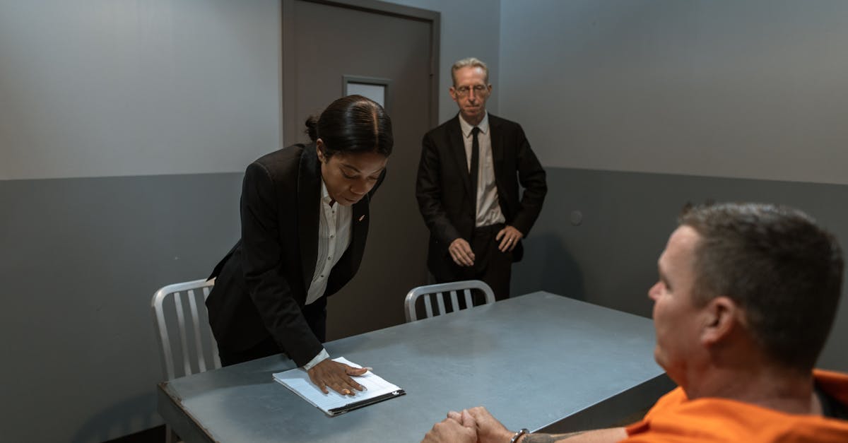 Avocat acuzat de proxenetism în urma unei anchete oficiale